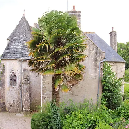 Chateau De Bed and Breakfast 3*