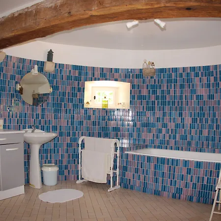 לינה וארוחת בוקר Chateau De 3*