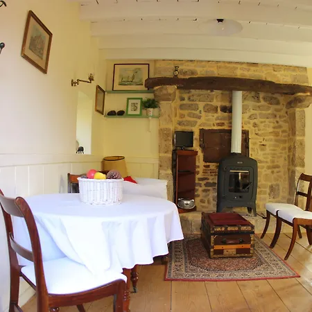 Chateau De לינה וארוחת בוקר Flottemanville