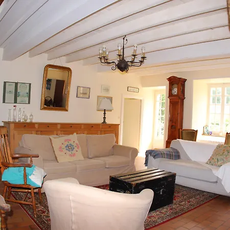 Bed & Breakfast Chateau De 3*