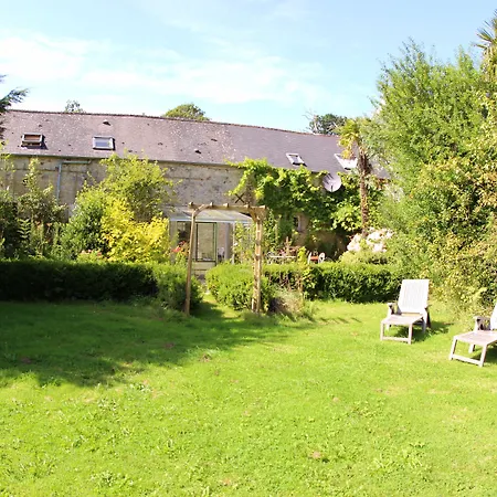 Bed & Breakfast Chateau De Flottemanville