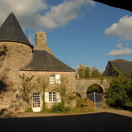 Chateau De לינה וארוחת בוקר 3*