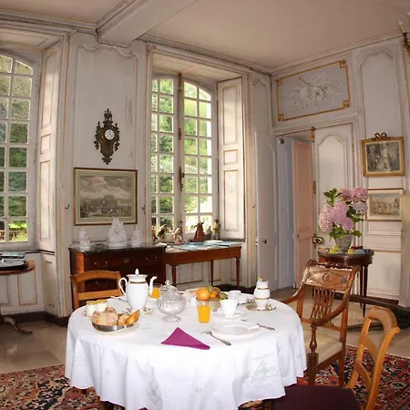 Chateau De Couette-café 3*
