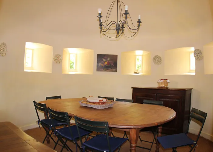 Chateau De Bed and Breakfast Flottemanville