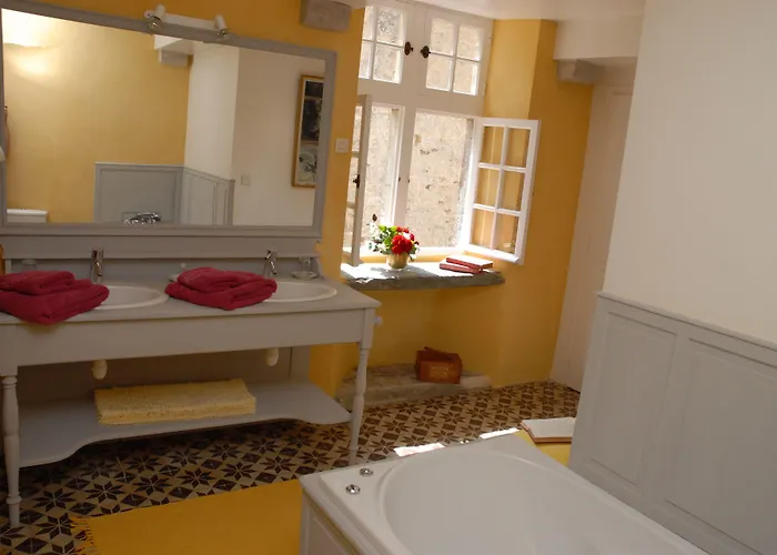 Chateau De Bed & Breakfast Flottemanville