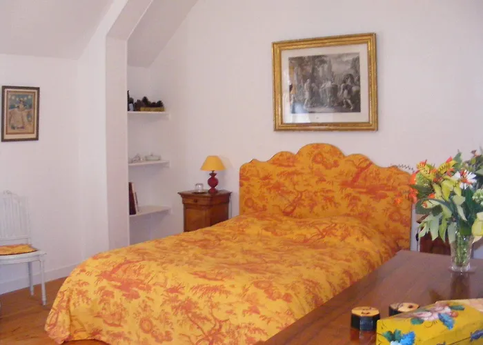 Chateau De Bed & Breakfast 3*